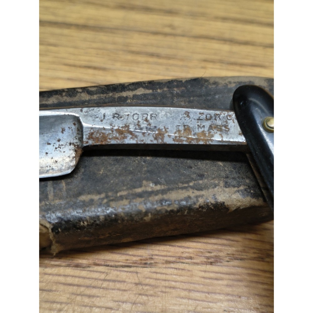 Vintage J.R. Torrey Razor Co. Straight Razor, Worcester Mass - Picture 2 of 5